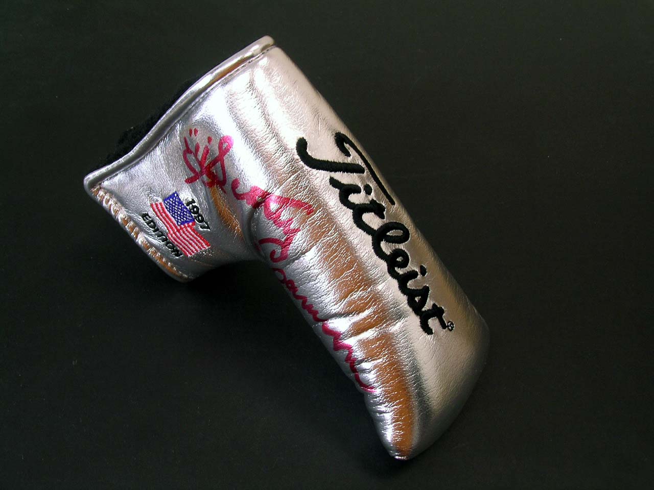 Grip Scotty Cameron Pistoletero Rose Poignée De Putter Scotty Cameron Tour Only Circle-T Pistoletero - Bubble Gum Rose - Neuf, Rare Accessoire Golf Rare Neuf