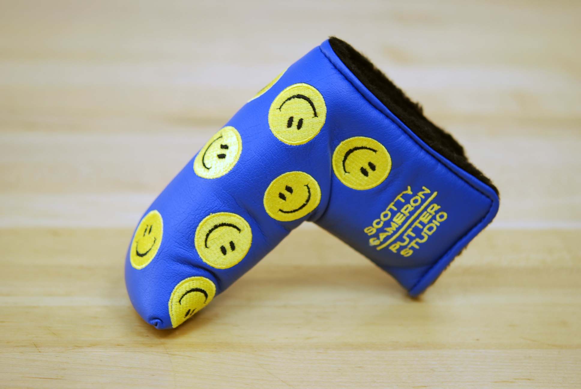 A015504, back