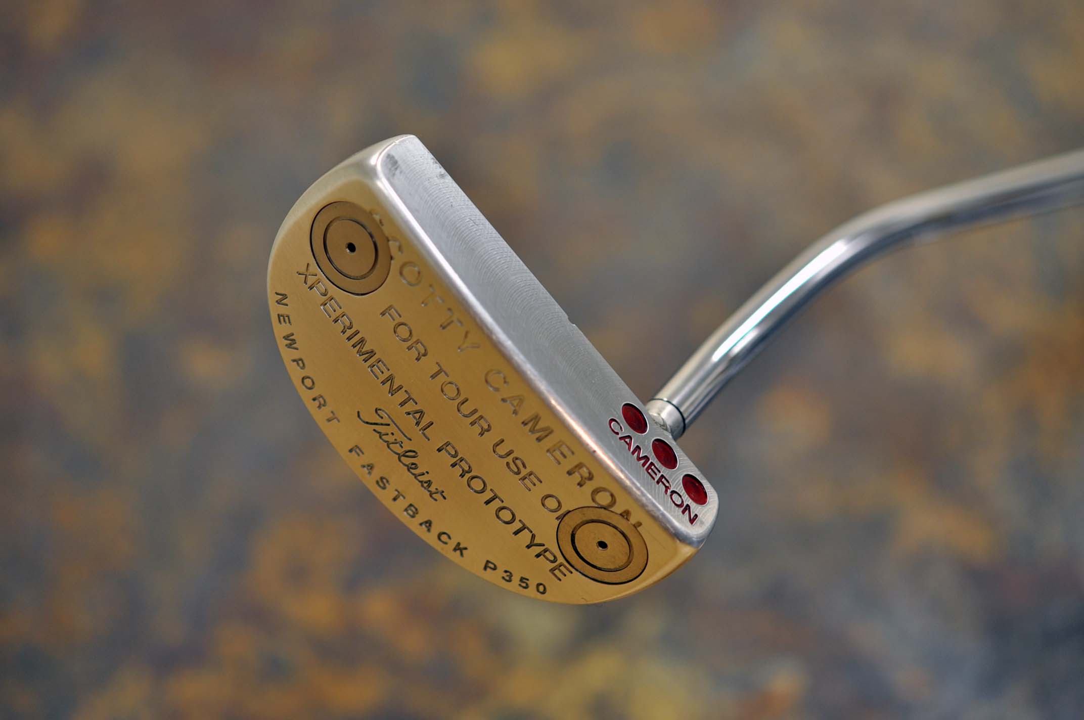 A016098, face